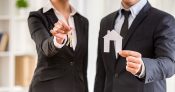 5 Reasons to Hire a Real Estate Professional When Buying & Selling! | Keeping Current Matters