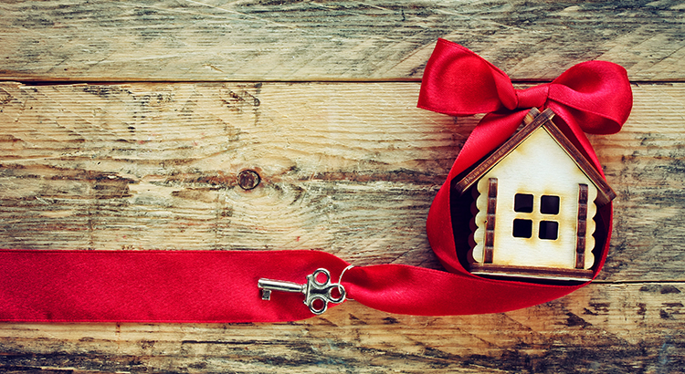 Your House May Be High on the Buyer Wish List This Holiday Season | Keeping Current Matters